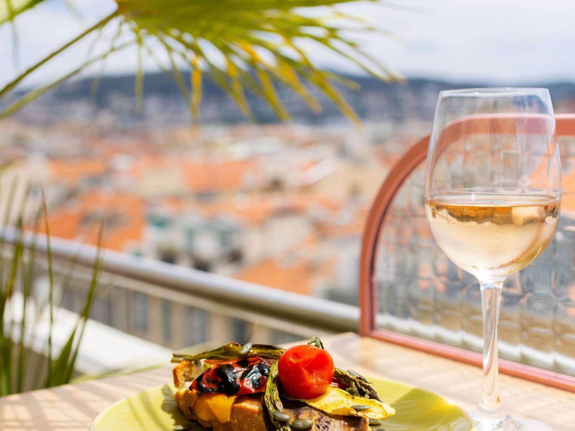 Mercure Nice Centre Notre Dame Экстерьер фото
